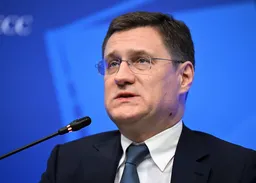 Новак провел совещание по ситуации в экономике